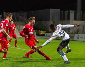 Kaiyun官方登录入口-足球直播平台是否应设立青少年专属频道，足球直播平台是否应设立青少年专属频道